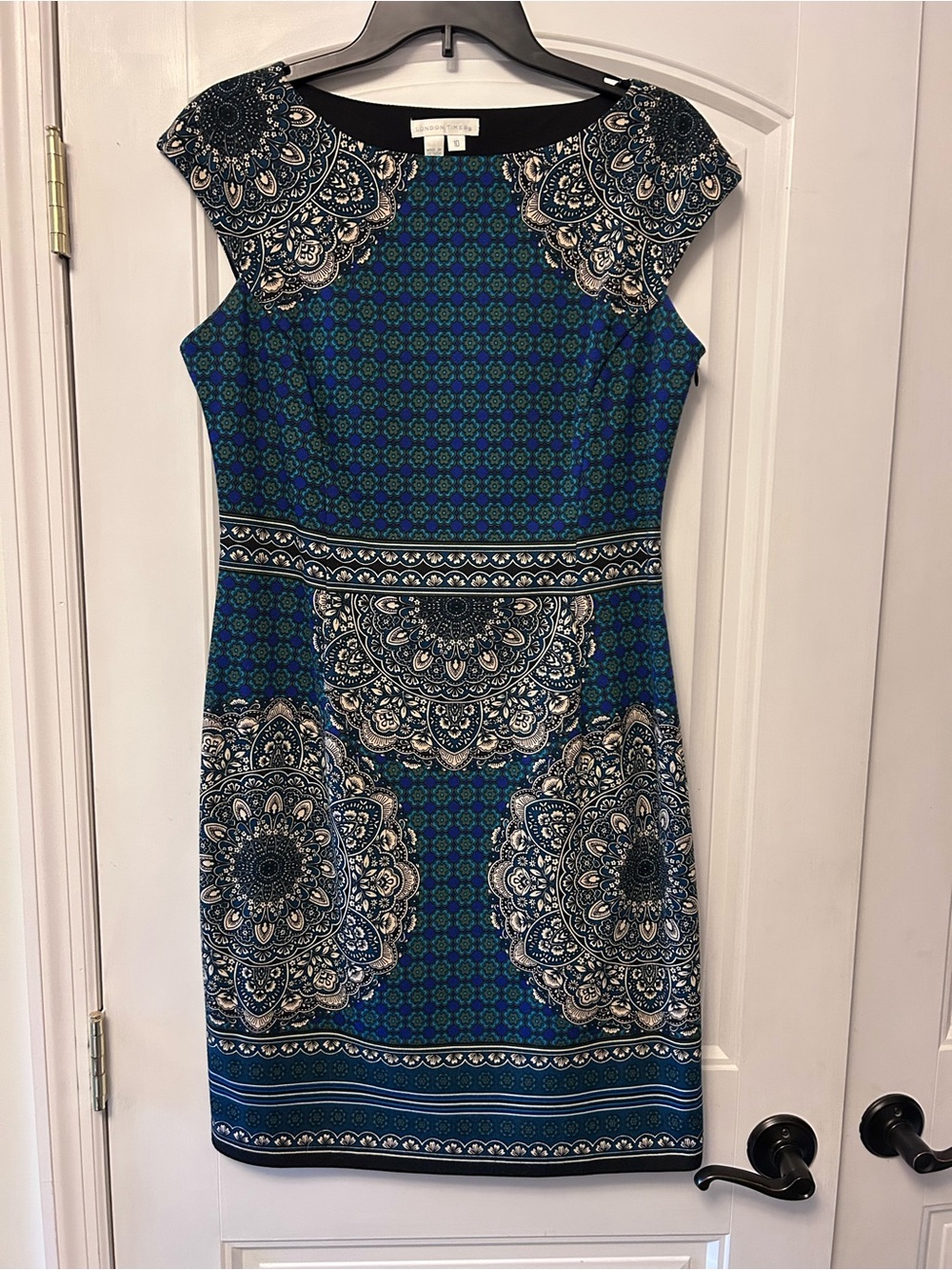London Times Blue & Green Medallion Sheath Dress